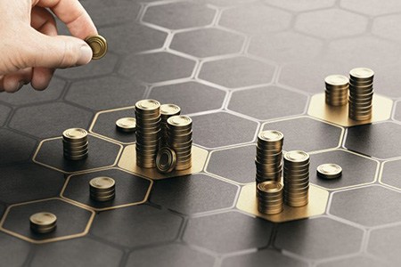 Coins arranged on hexagonal grid