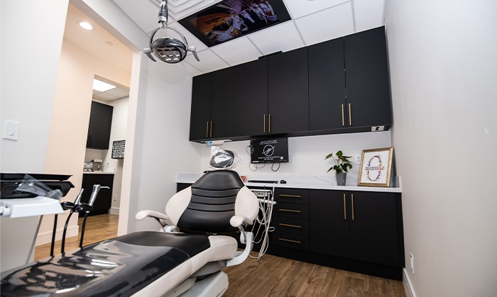 Dental treatment room